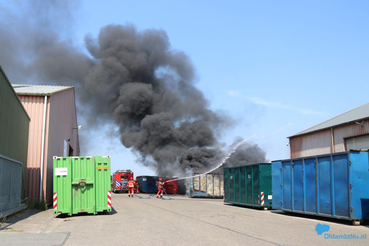 Containerbrand In Midwolda Zorgt Voor Veel Rookontwikkeling - OldambtNu.nl